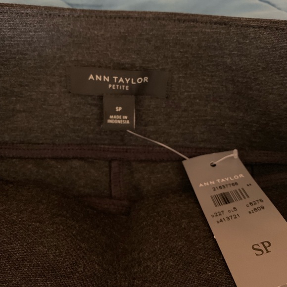 Ann Taylor dark gray nylon/rayon/spandex pants - Picture 3 of 4
